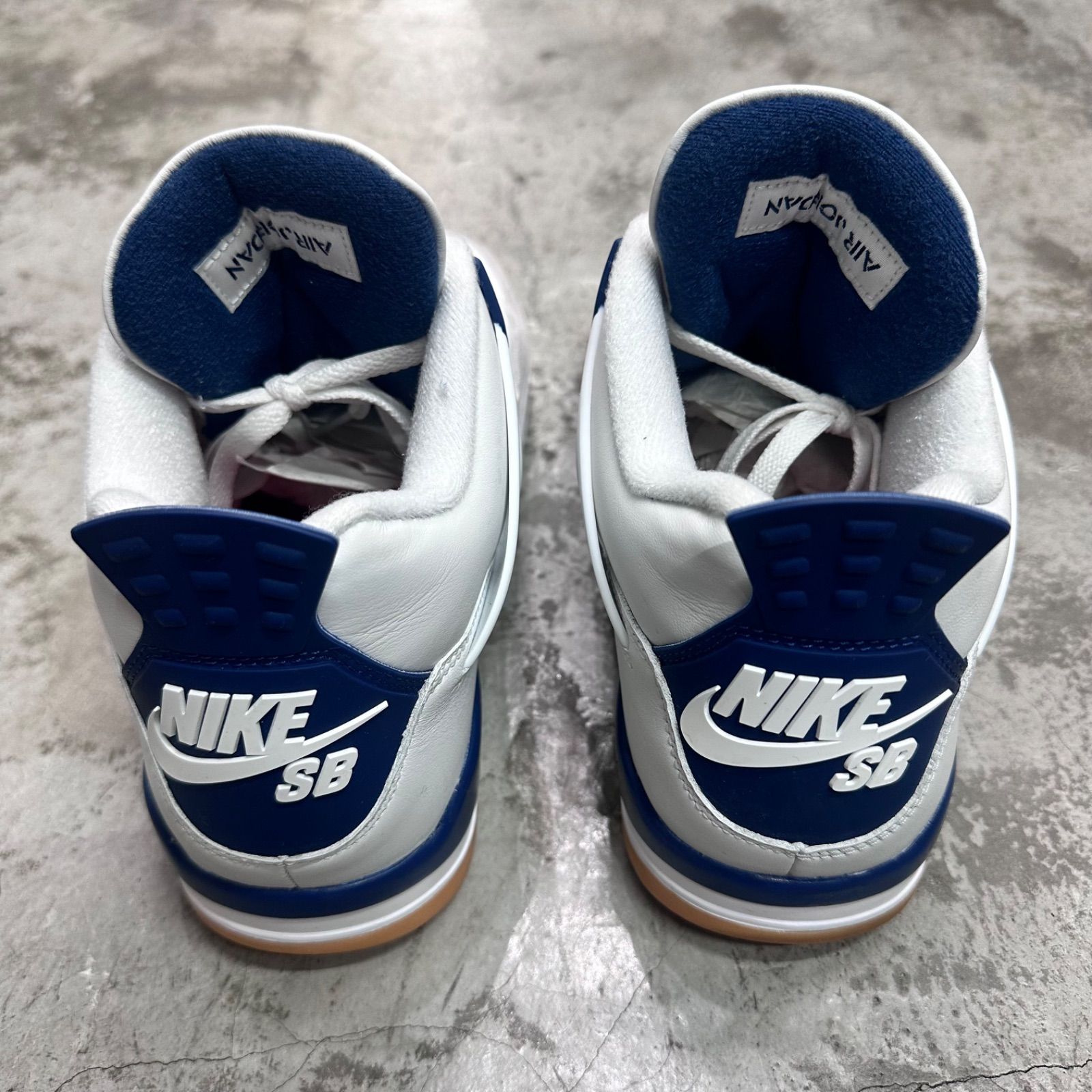 国内正規 NIKE SB AIR JORDAN 4 SUMIT WHITE/NAVY ナイキ SB エア 