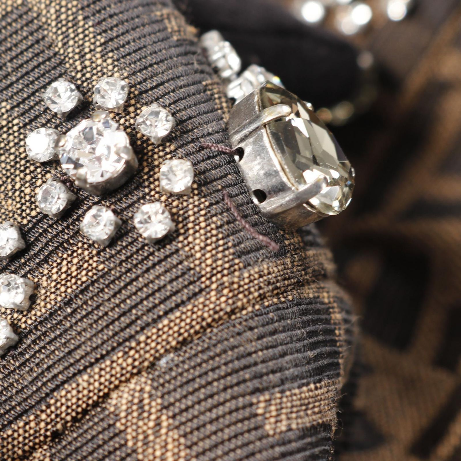 FENDI フェンディ