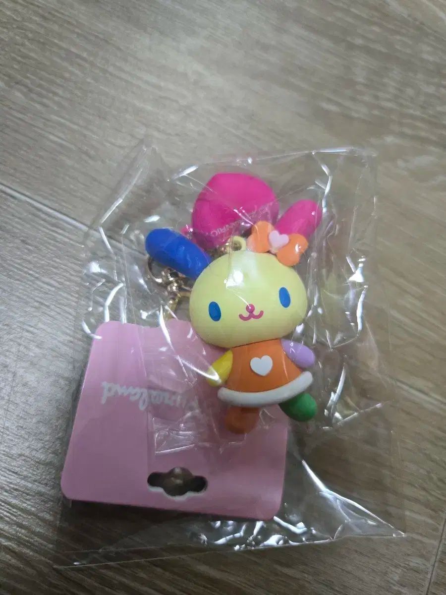 サンリオピューロランド ウサハナ キーホルダー 未使用 COMFORT×Sanrio