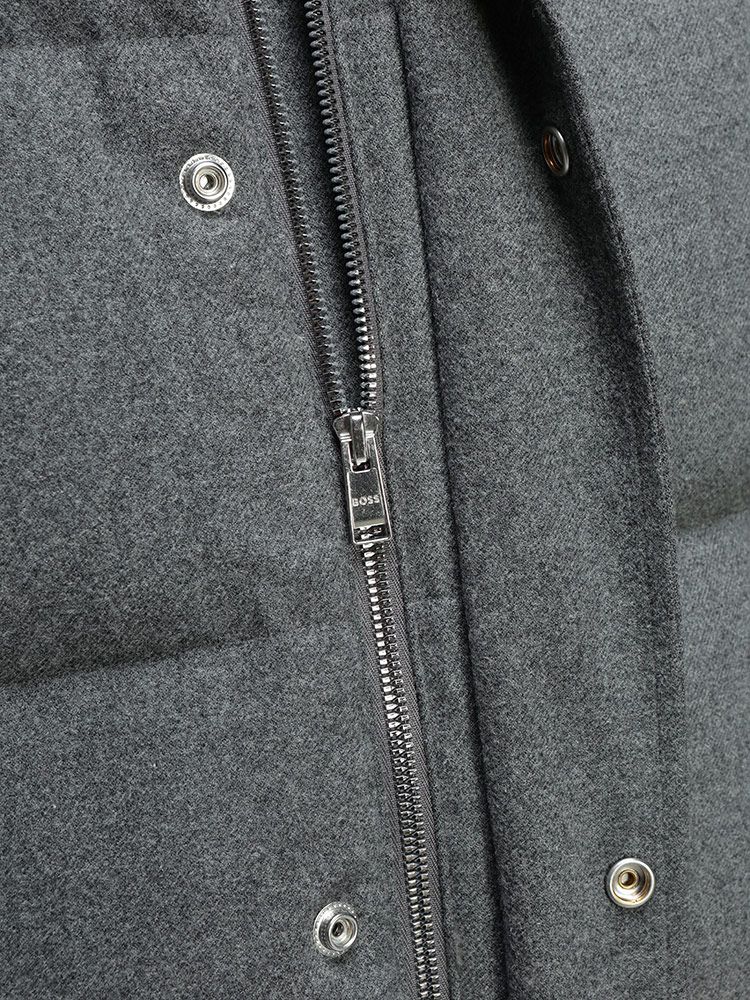 フルジップ ダウンジャケット