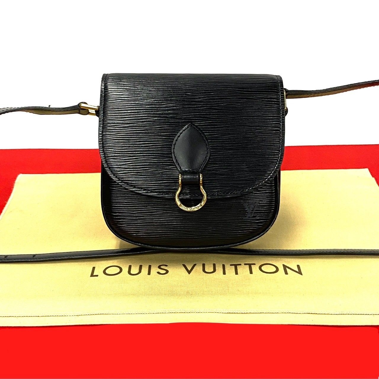 極 美品 袋付き LOUIS VUITTON ルイヴィトン ミニ サンクルー エピ レザー 本革 ショルダーバッグ ポシェット ブラック ノワール 黒  23081 - メルカリ