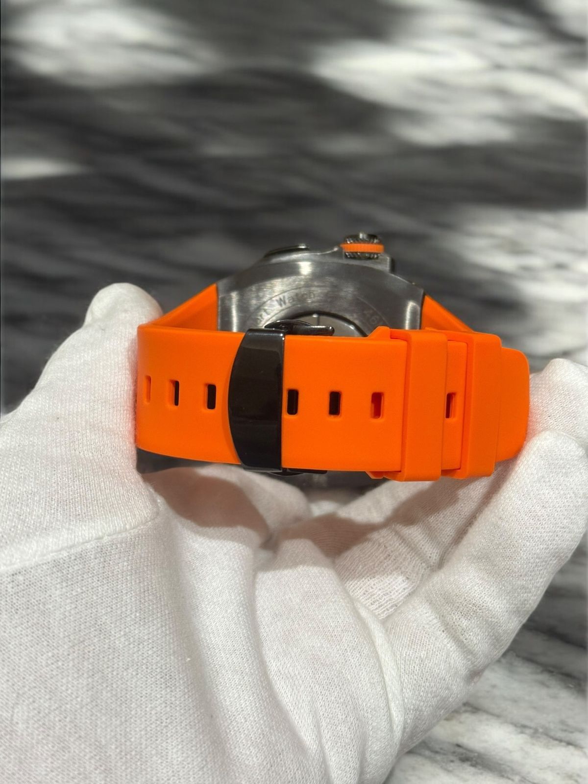  アップルウォッチカバーケースApple Watchラバーバンドベルト メタル ステンレス R 27 ラバーベルト 時計