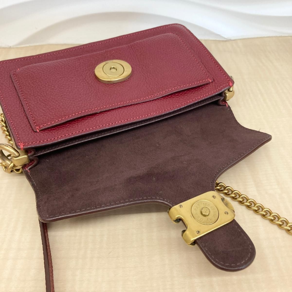 中古】 COACH （コーチ） ﾀﾋﾞｰ ﾁｪｰﾝ ｸﾗｯﾁ ｼｮﾙﾀﾞｰﾊﾞｯｸﾞ 20 バッグ