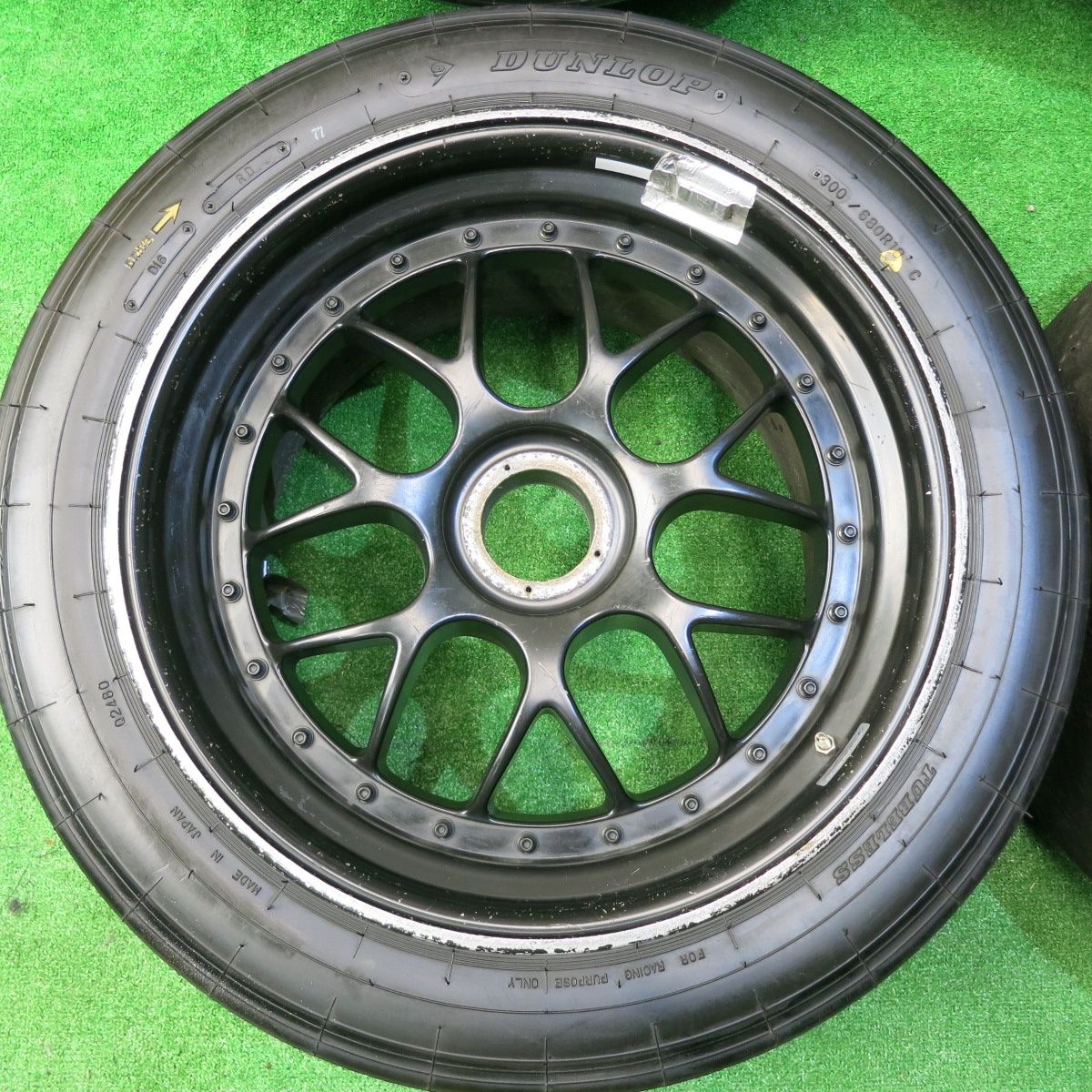 300|680R18 ダンロップ