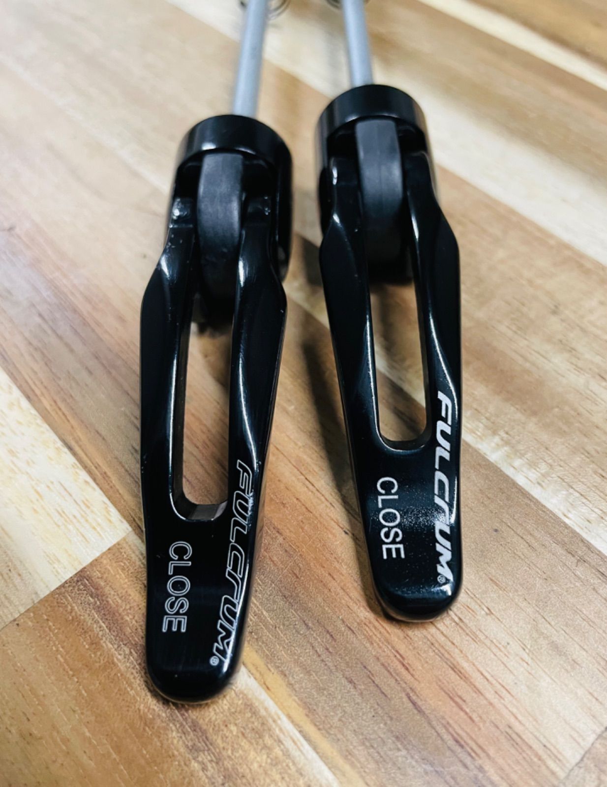 FULCRUM クイックレバー 2本セット ブラック 美品】 フルクラム クイックリリース 前後 2本セット RACING