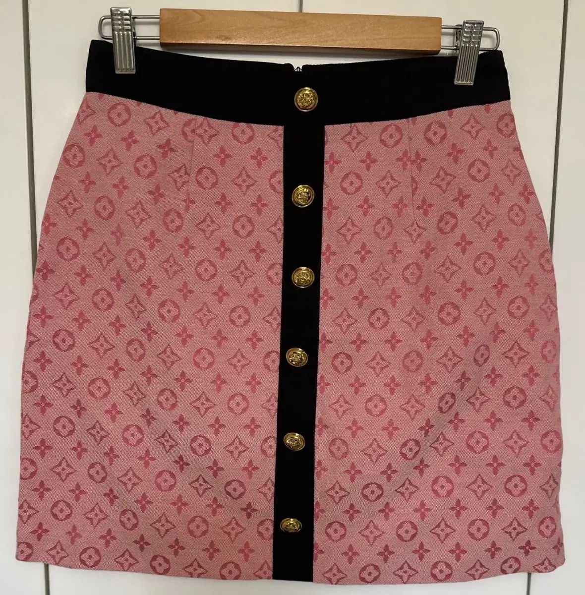 ルイヴィトンスカートスカート 激旬アイテム続々入荷
