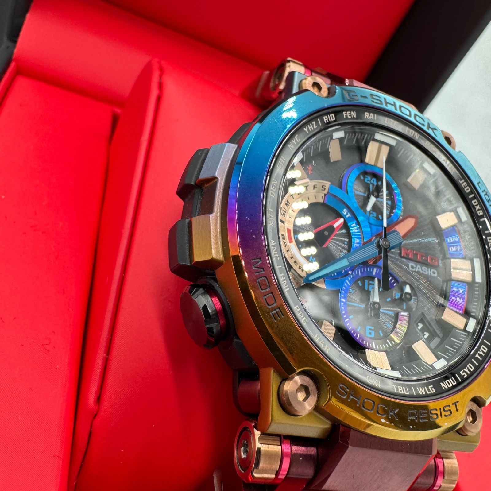  CASIO カシオ |G-SHOCK|ジーショック|MTG-B1000VL-4AJR|火山雷|電波ソーラー 抜け感 自動巻き時計 腕時計(アナログ)