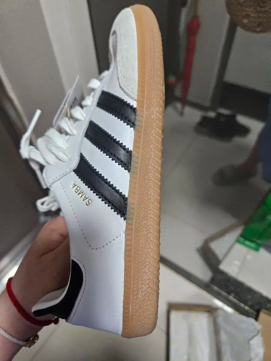 adidas アディダス