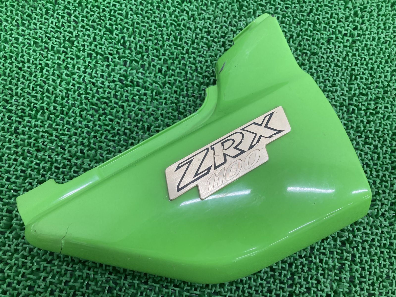 ゼファー400 サイドカバー 右 黒 36001-1423 カワサキ 純正 バイク