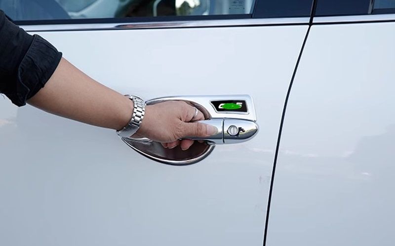 マツダ・CX-5 KF系 用 ドアハンドル ガーニッシュ 保護 パーツ 12個  2色選択