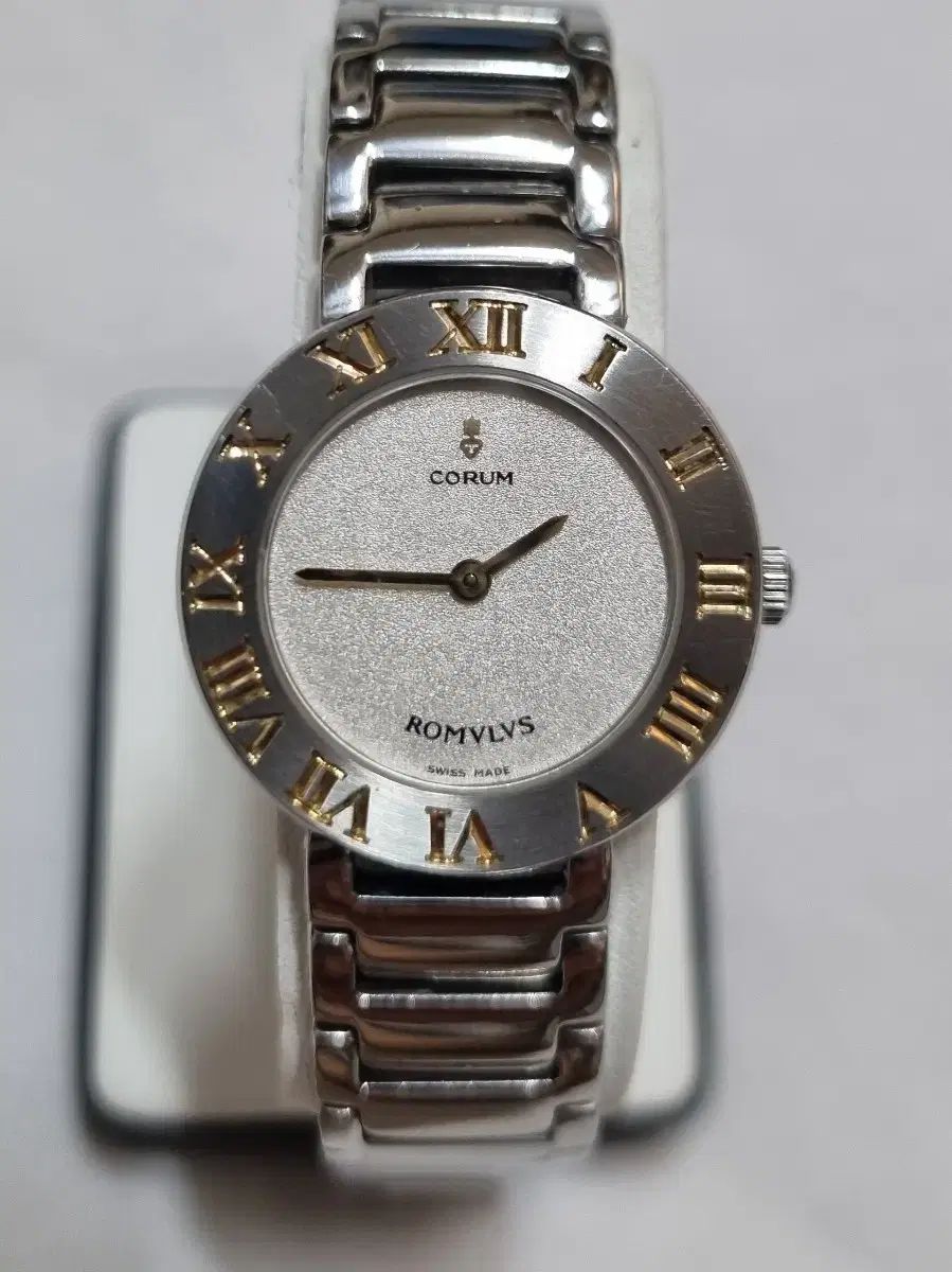CORUM ロムルス 時計 レーディス クォーツ