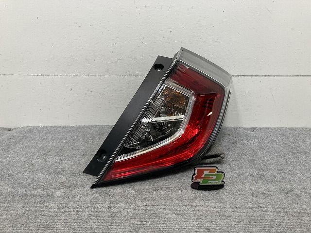 シビック/ハッチバック/タイプR FK7/FK8 純正 右 テールランプ/ライト/レンズ LED STANLEY W3355 ホンダ(134182)