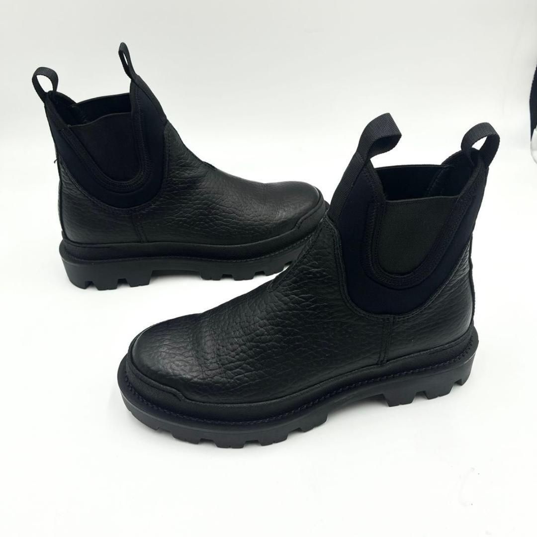 プラダ モノリス