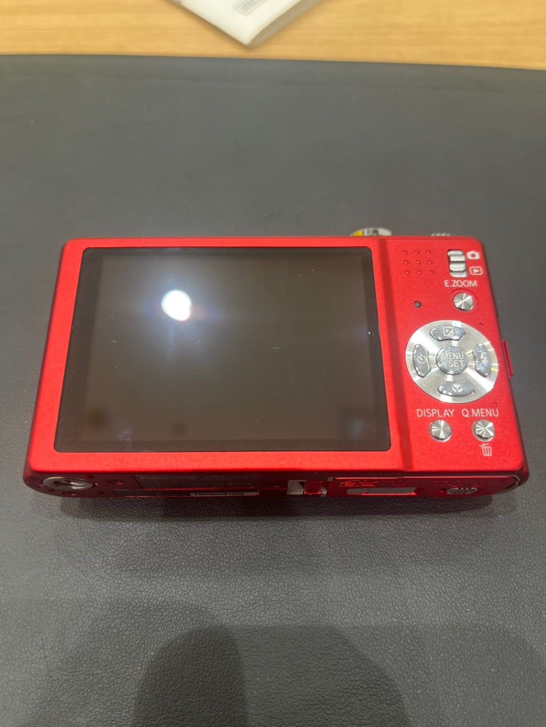 KA992 Panasonic LUMIX DMC-ZX1 レッド デジカメ 簡易動作確認済み