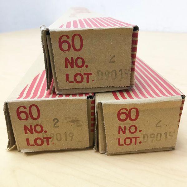 東リ 【未使用品】TOLI 3個組 セット ソフト巾木 602 60×909ｍｍ １箱