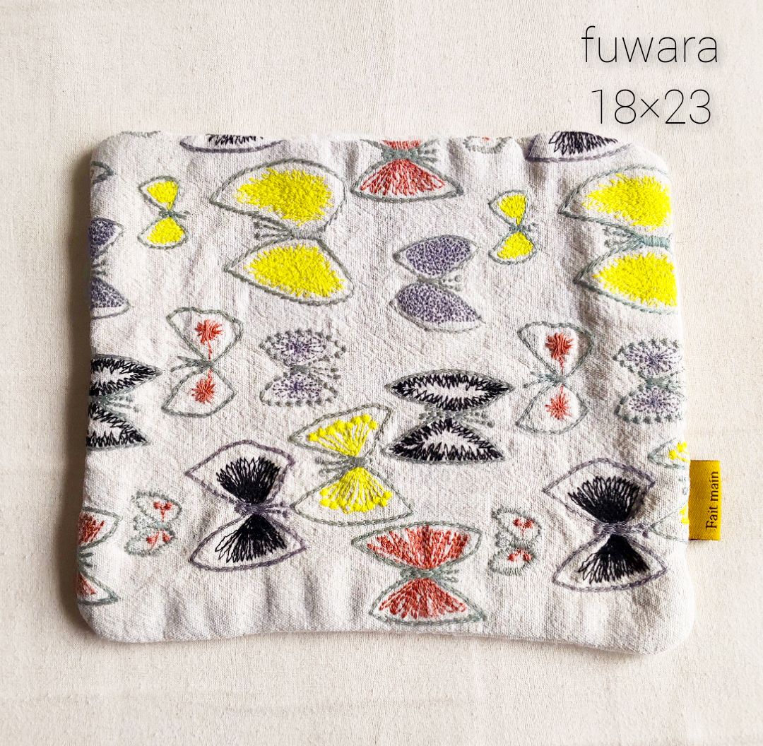 fuwara 6重ガーゼハンカチ タオル 刺繍生地 ちょうちょ きなり - mofu+
