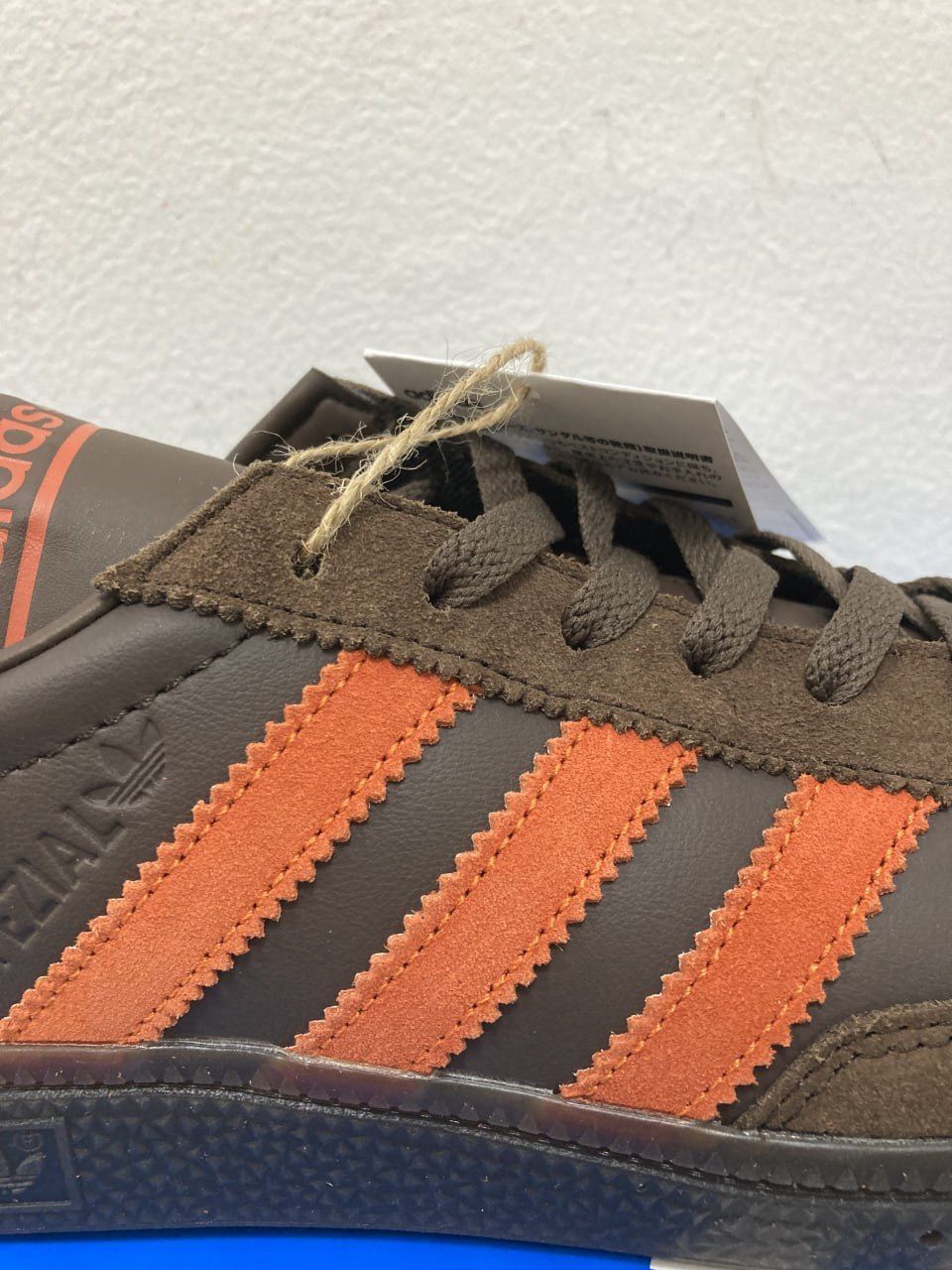 タイムセール 新品未使用 HANDBALL SPEZIAL SHUKYU BROWN カップル ...