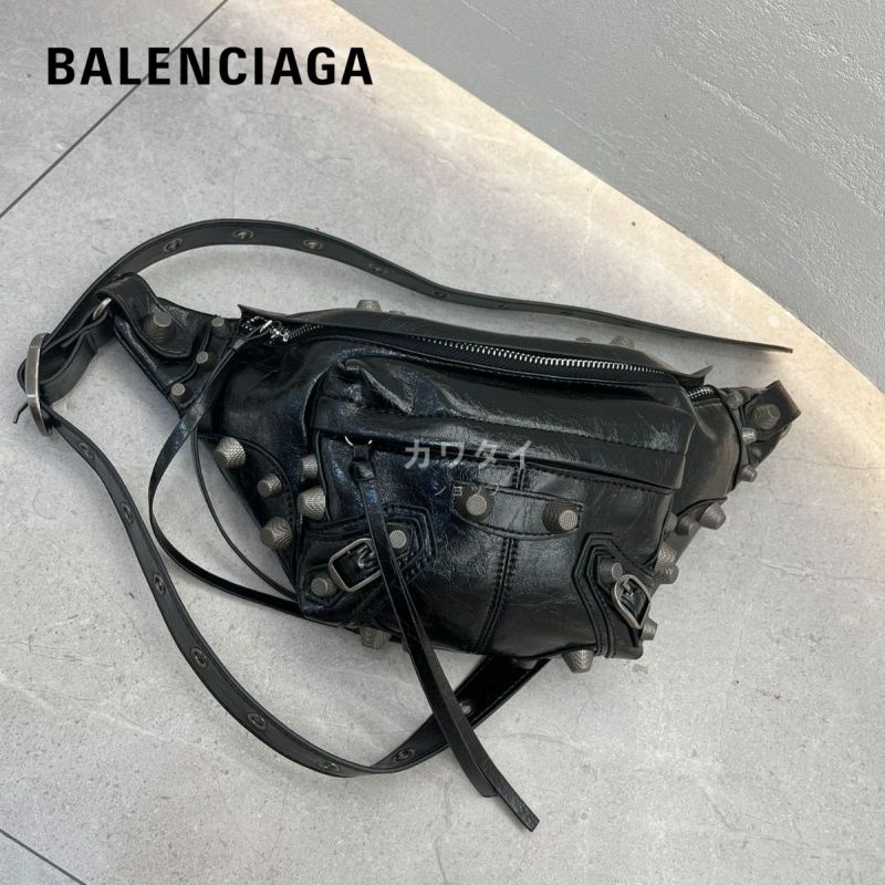 BALENCIAGA