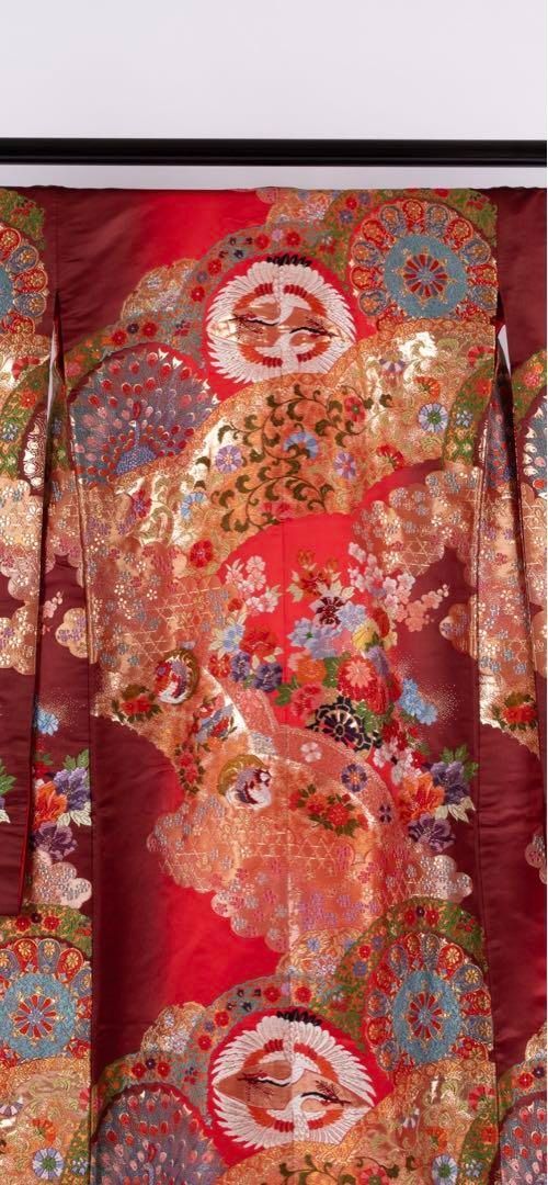 50%OFF! 125,000円→62,500円】花嫁色打掛け 赤.紫色/金刺繍 鶴/花扇 