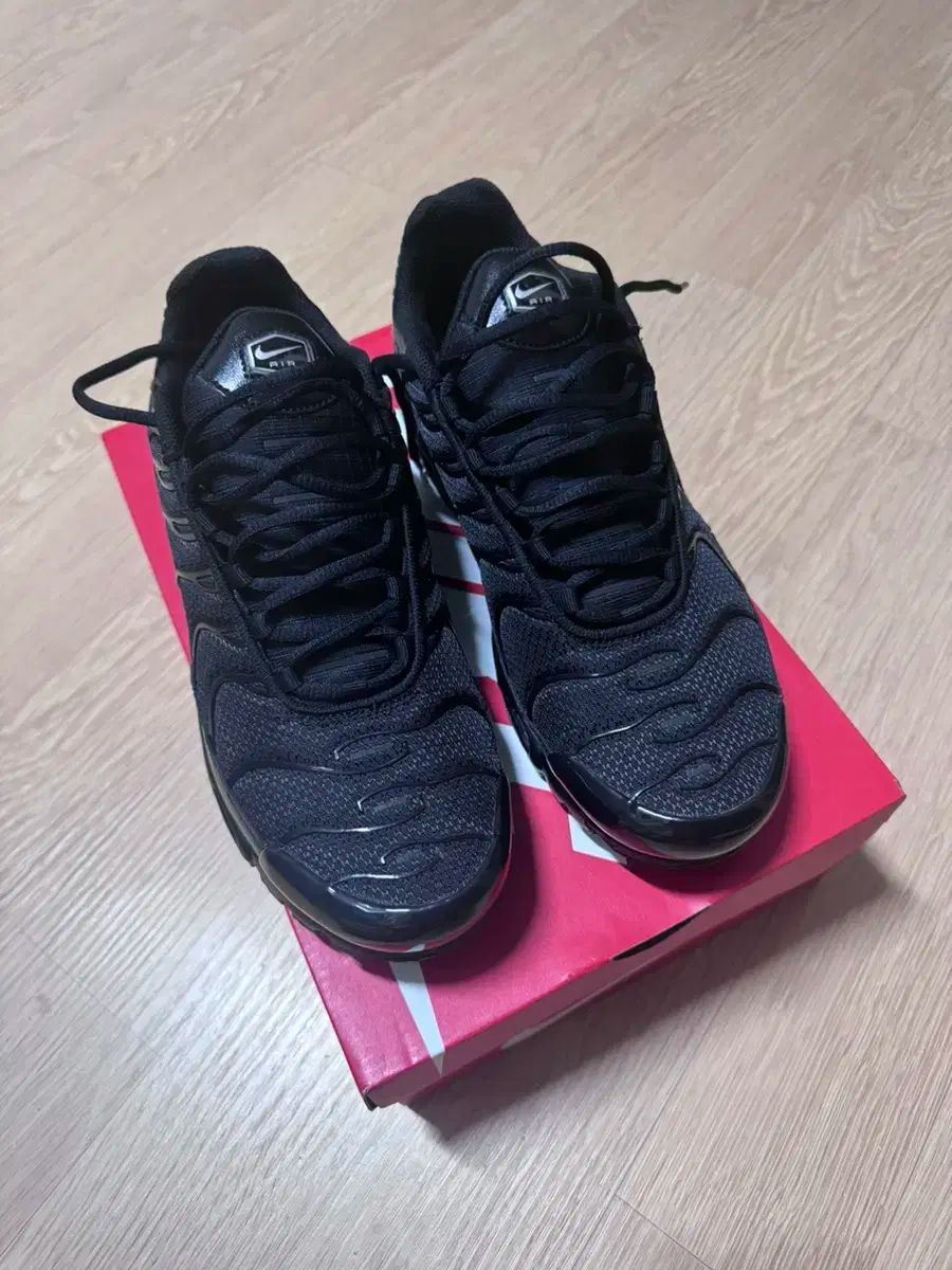 【雷市場（ポンジャン）商品韓国直送】NIKE(ナイキ) マックスプラス トリプルブラック 275