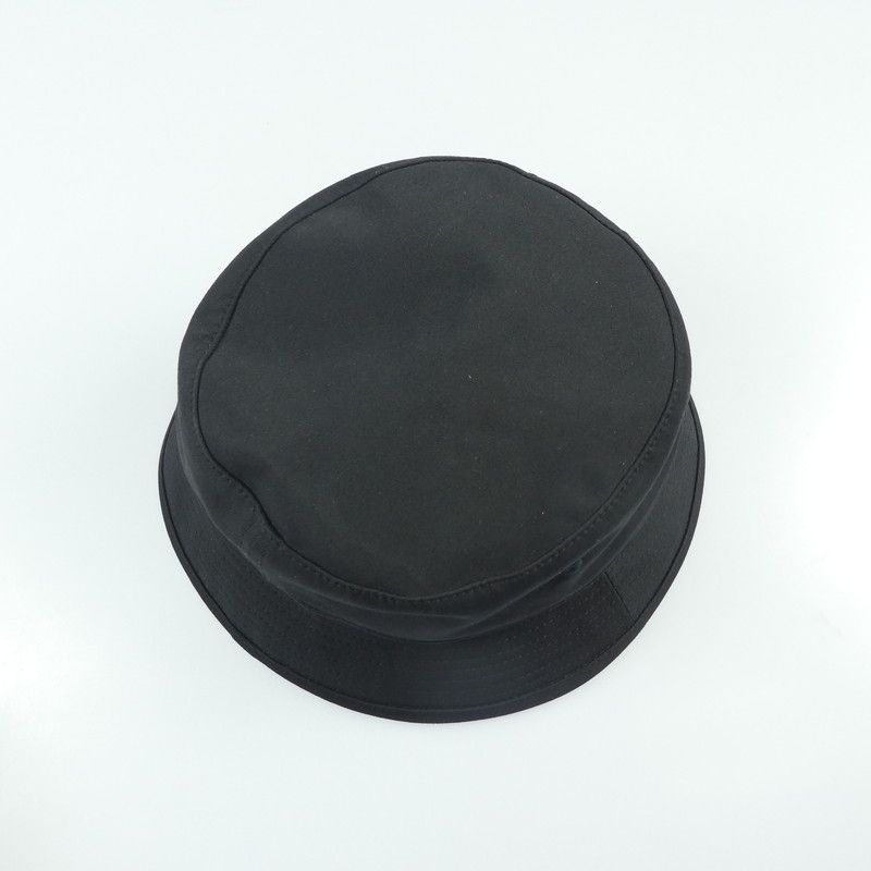 HAT |