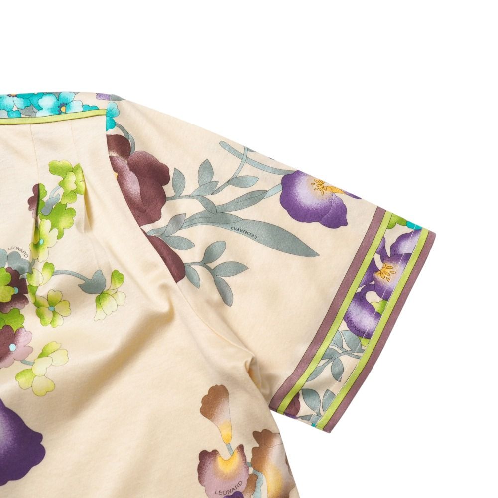 □美品□LEONARD レオナール カットソー サイズLL 花 総柄 半袖