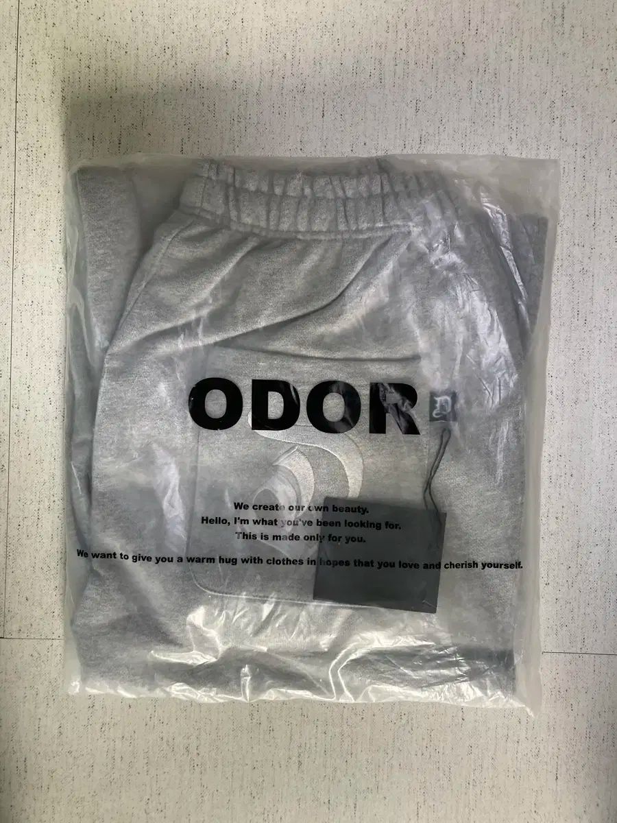 ODOR オドア モリー グレー 1 サイズ キモ