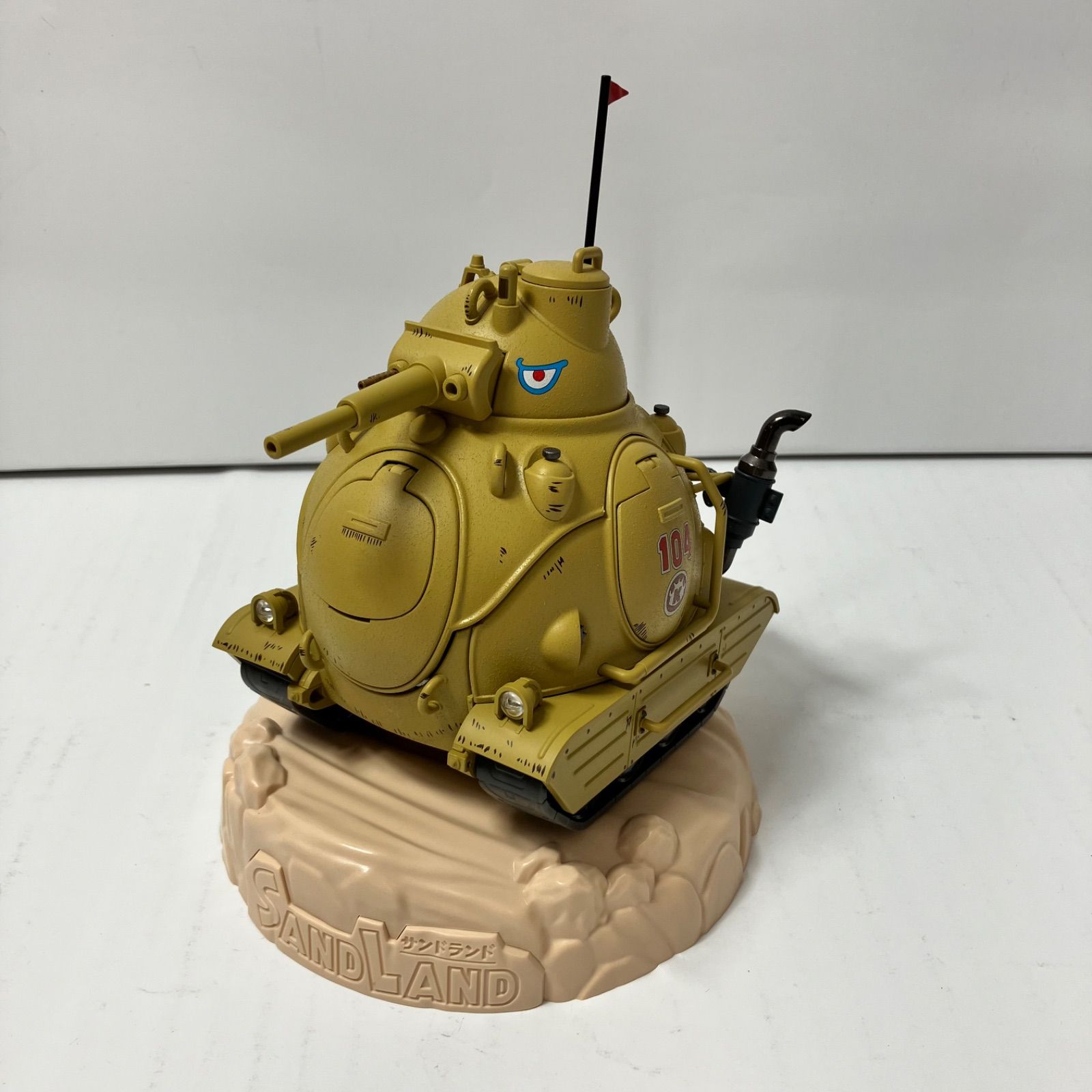 瀬戸店】超合金 サンドランド国王軍戦車隊104号車 『SAND LAND