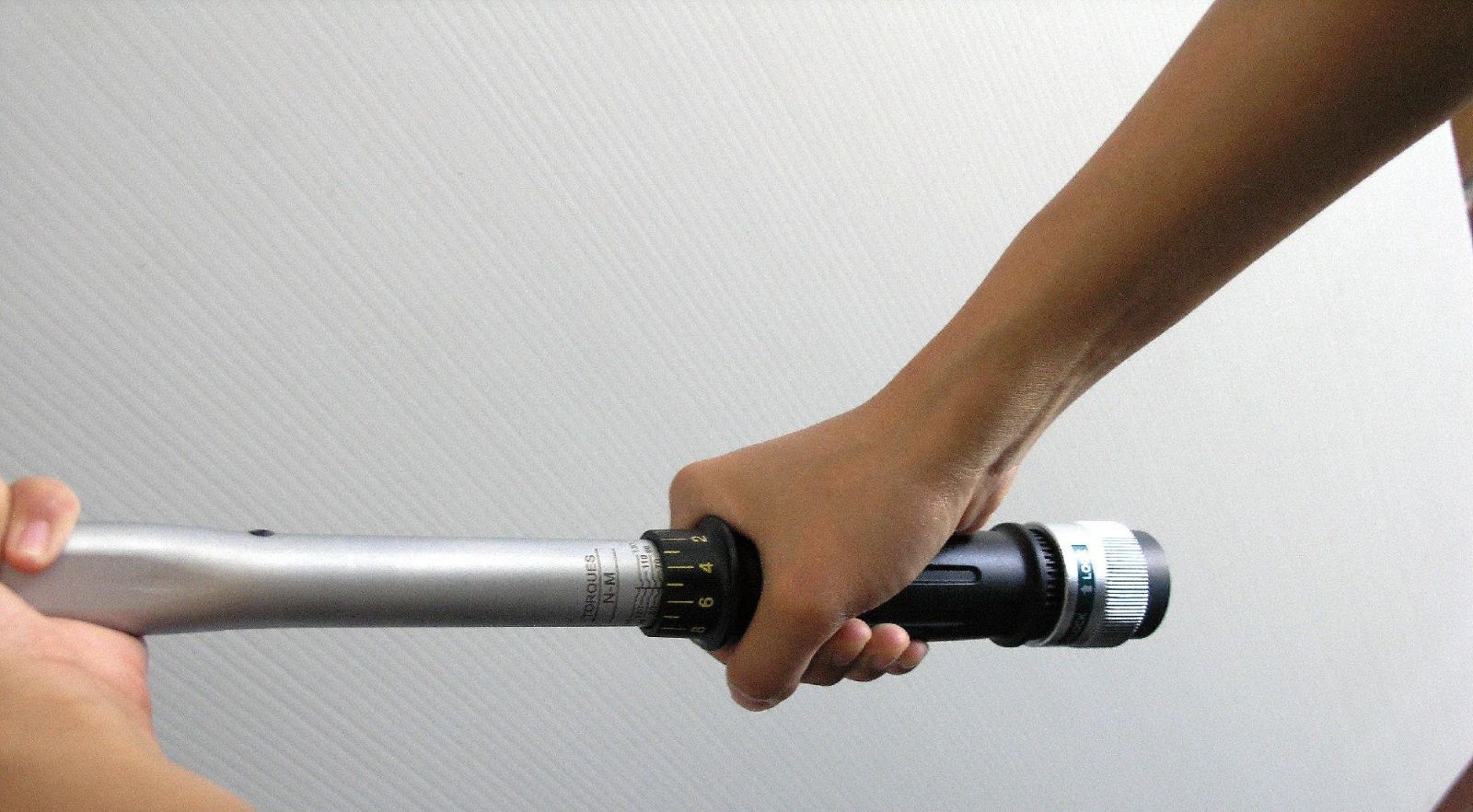 プレセット形トルクレンチ