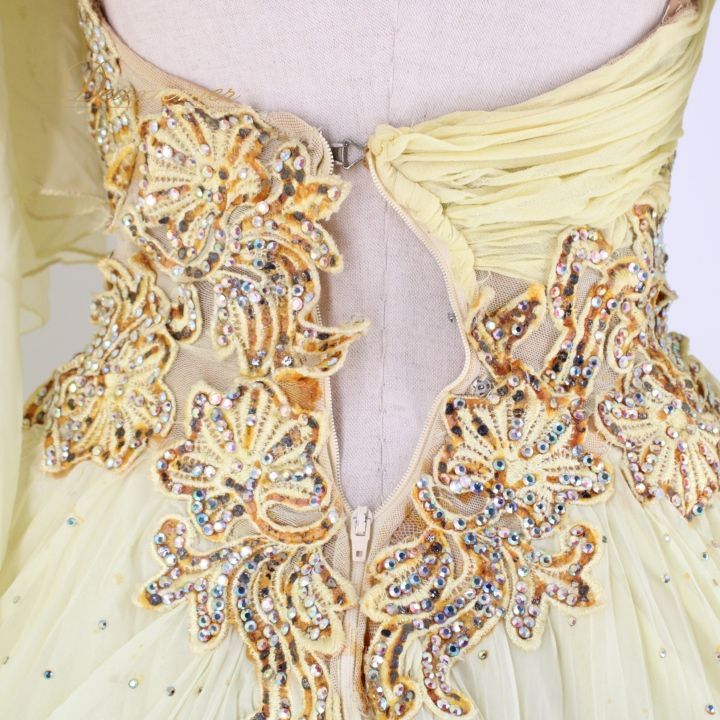 社交ダンス 衣装 スタンダードドレス スタンダード ドレス ワンピース 黄色 ファー フロート ボリューム イエロー系 CHOICE LONDON チョイスロンドン デモ 競技 ダンス パーティ 柔らかい 明るい色 ステージ衣装 エレガント おしゃれ WHITEMONARCHHOTEL_COM