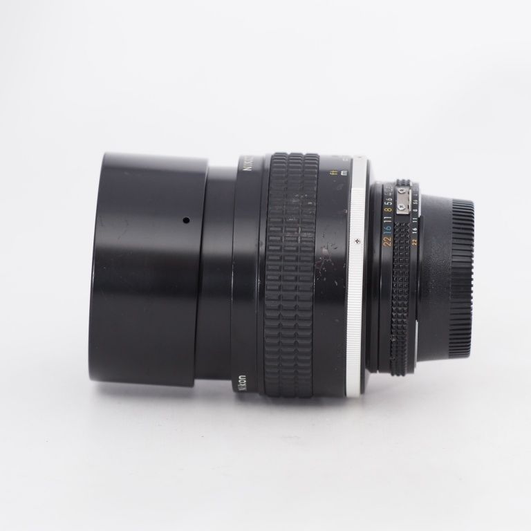 Nikon Ai-s 105mm f1.8 ニコン NIKKOR 単焦点 MF ニコン レンズ