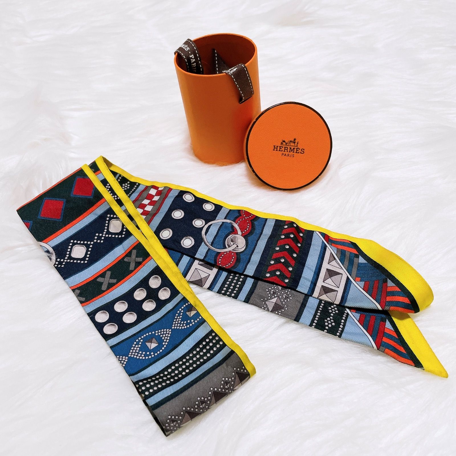 エルメス ツイリー Colliers de chines イエロー スカーフ