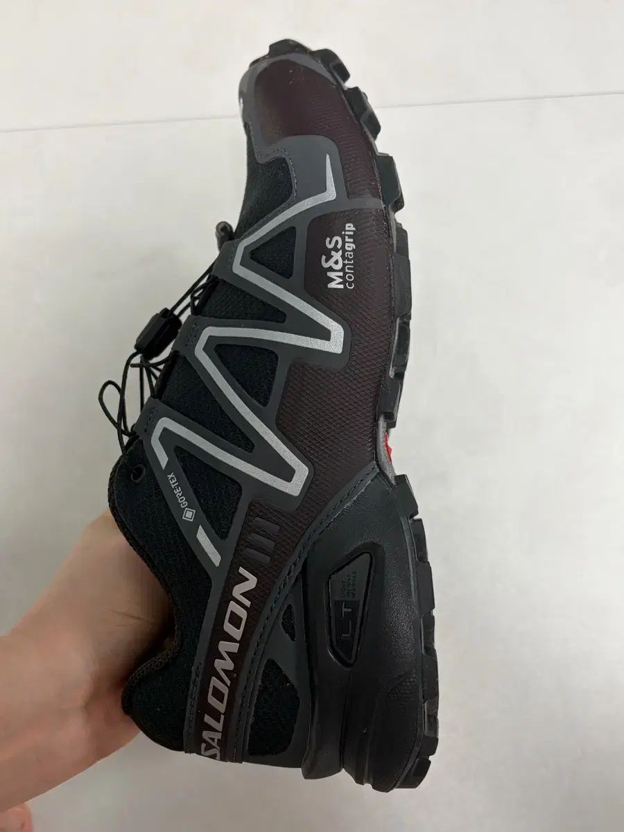 サロモン スピードクロス