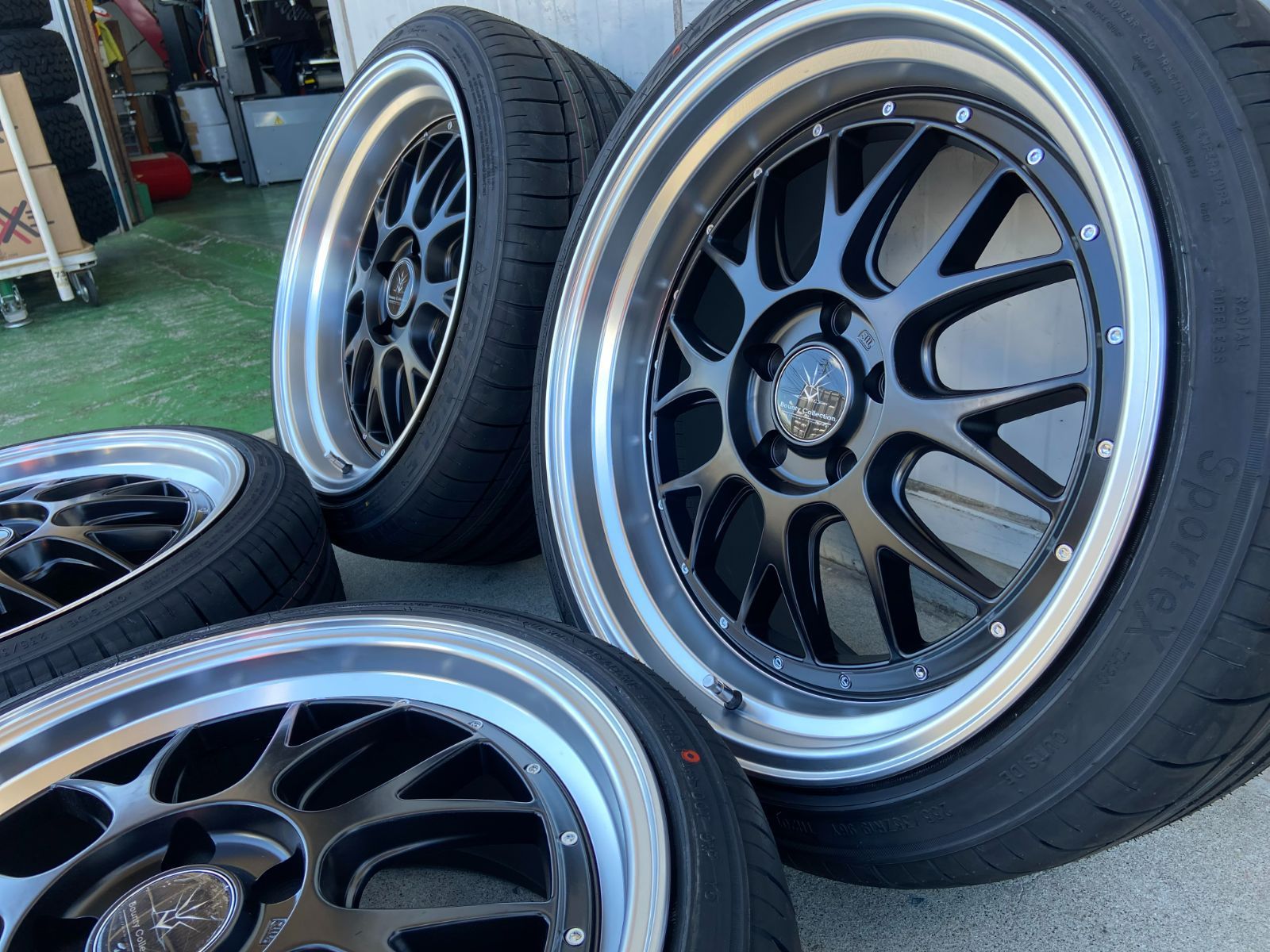 タイヤ・ホイール fuga350.5 フェアレディーZ Z34 フーガ Y50/51系 スカイライン V35/V36