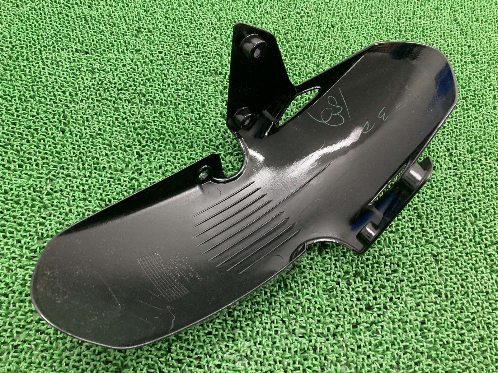 フロントフェンダー 黒