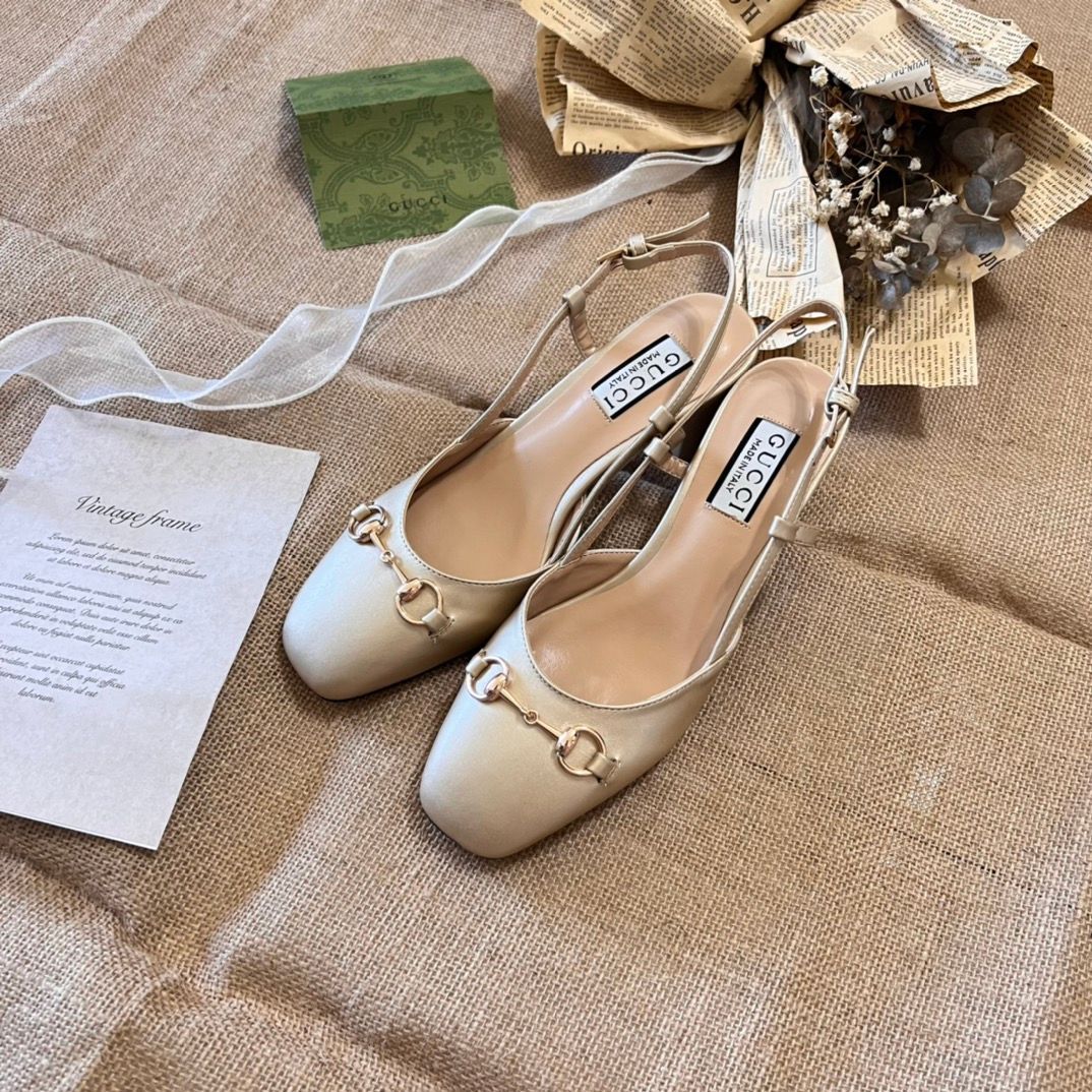 GUCCI サンダル夏サンダルヒール