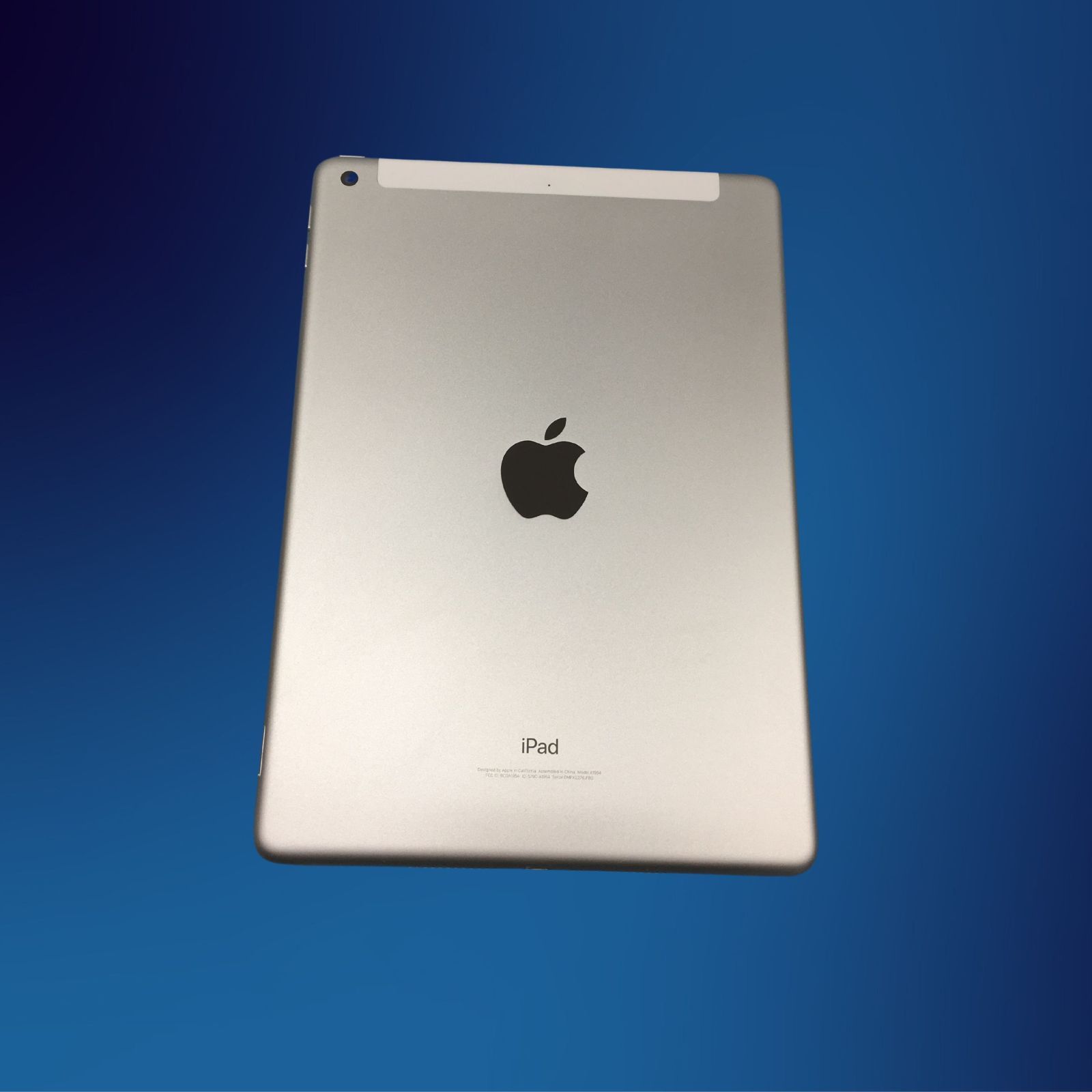 【訳あり】外観美品 SIMフリー iPad 第5世代 Wi-Fi + Cellular 32GB シルバー 電池容量少