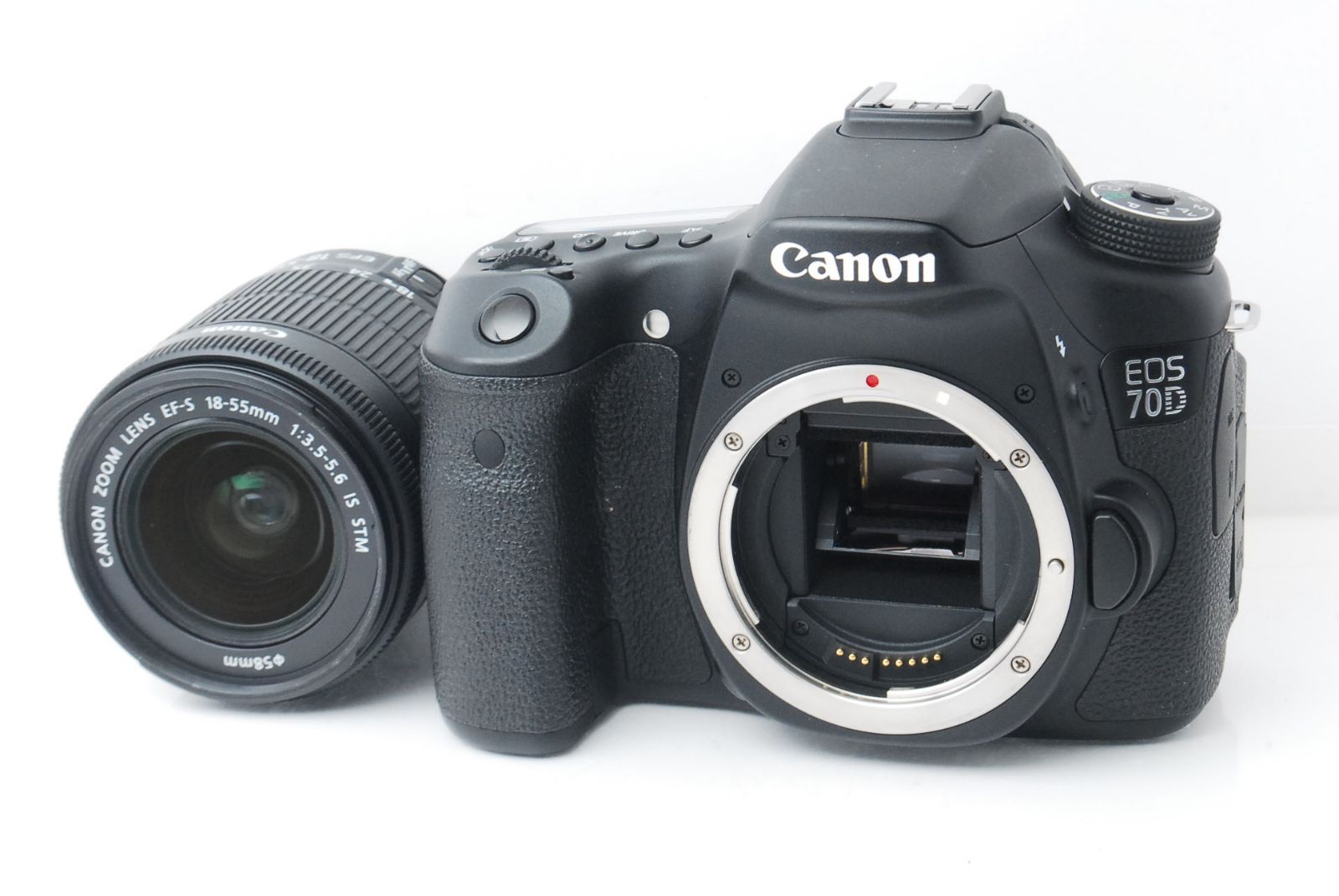 Canon EOS 70D❤️Wi-Fi搭載❤️レンズセット❤️ハイアマチュア ❤️ビギナーもハイアマチュアも大満足✨Wi-Fi搭載！ショット数19698回