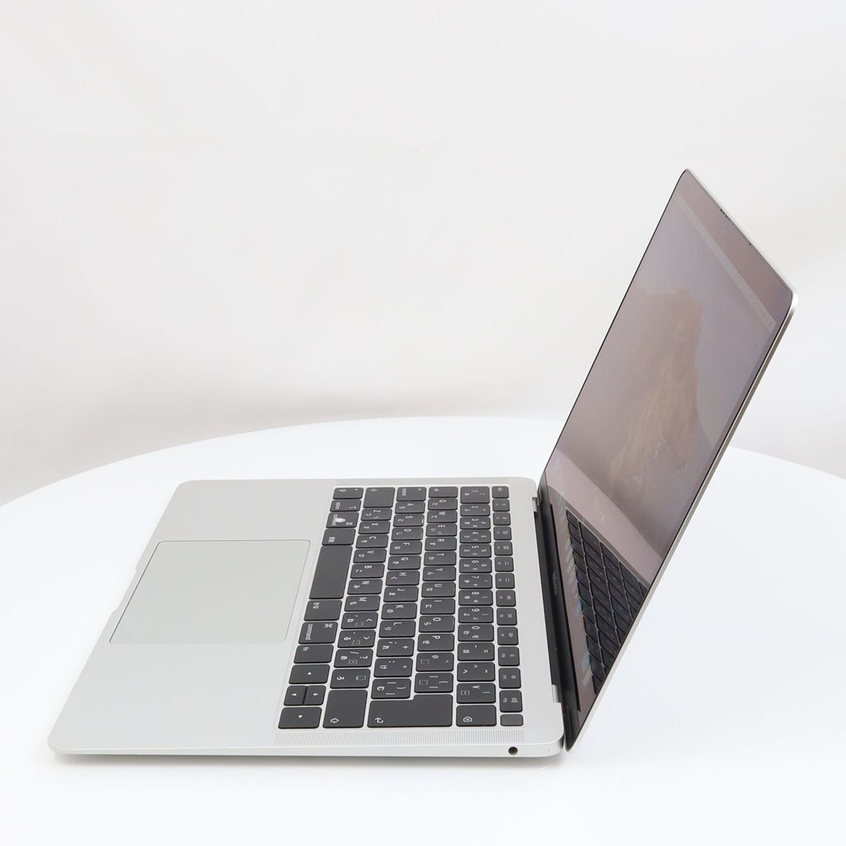 MacBook Air 13インチ 2019 Retina Cランク カラー：シルバー