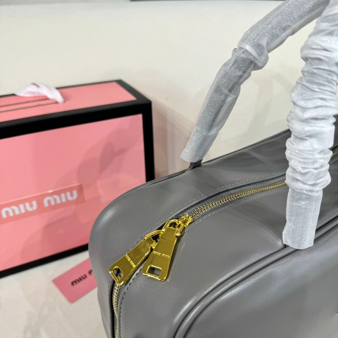 アップグレード ハンドバッグ