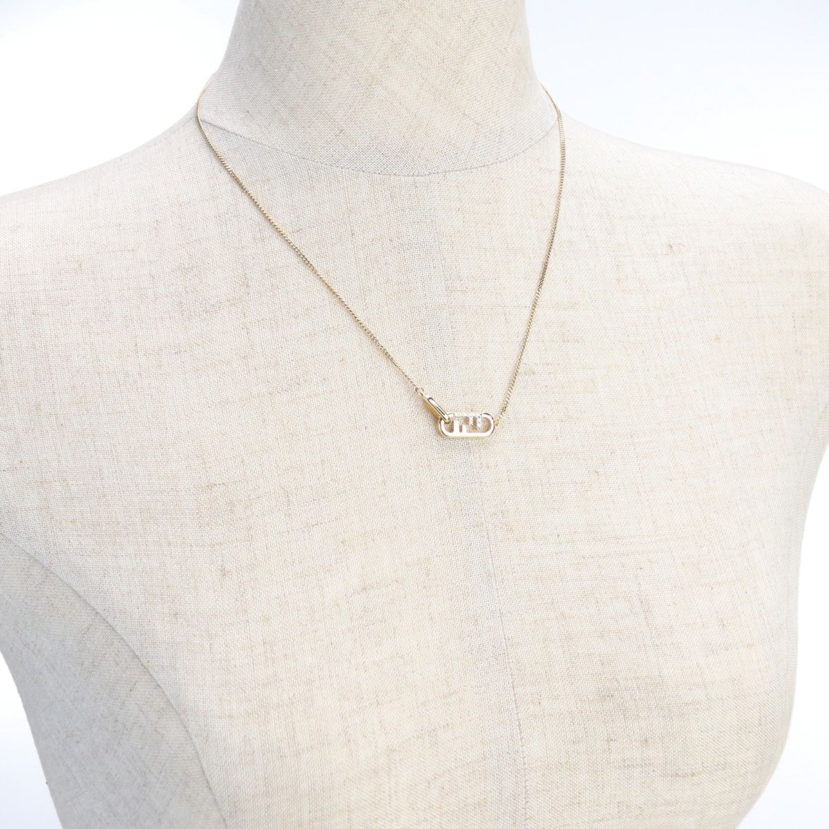 FENDI オーロックネックレス