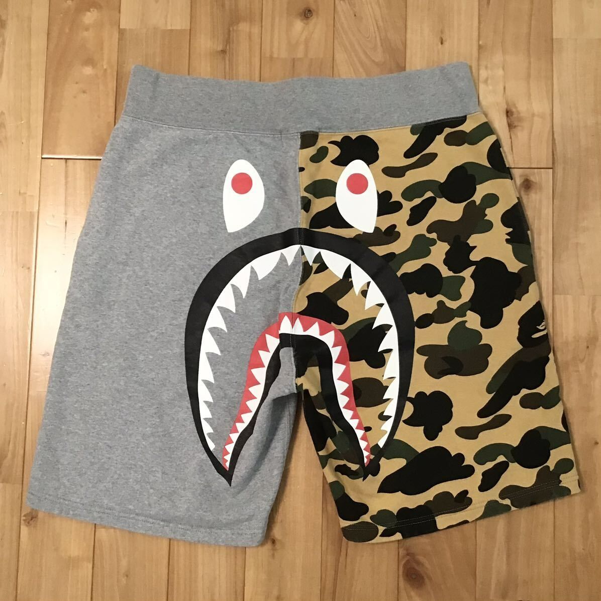 A BATHING APE トライバルハーフパンツ A BATHING APE トライバルハーフパンツ