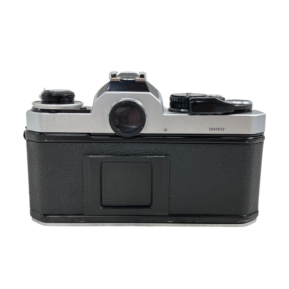 Nikon FE2 フィルム一眼レフカメラ　ジャンク品 Nikon FE2 シルバー フィルム 一眼レフ カメラ ボディ ニコン