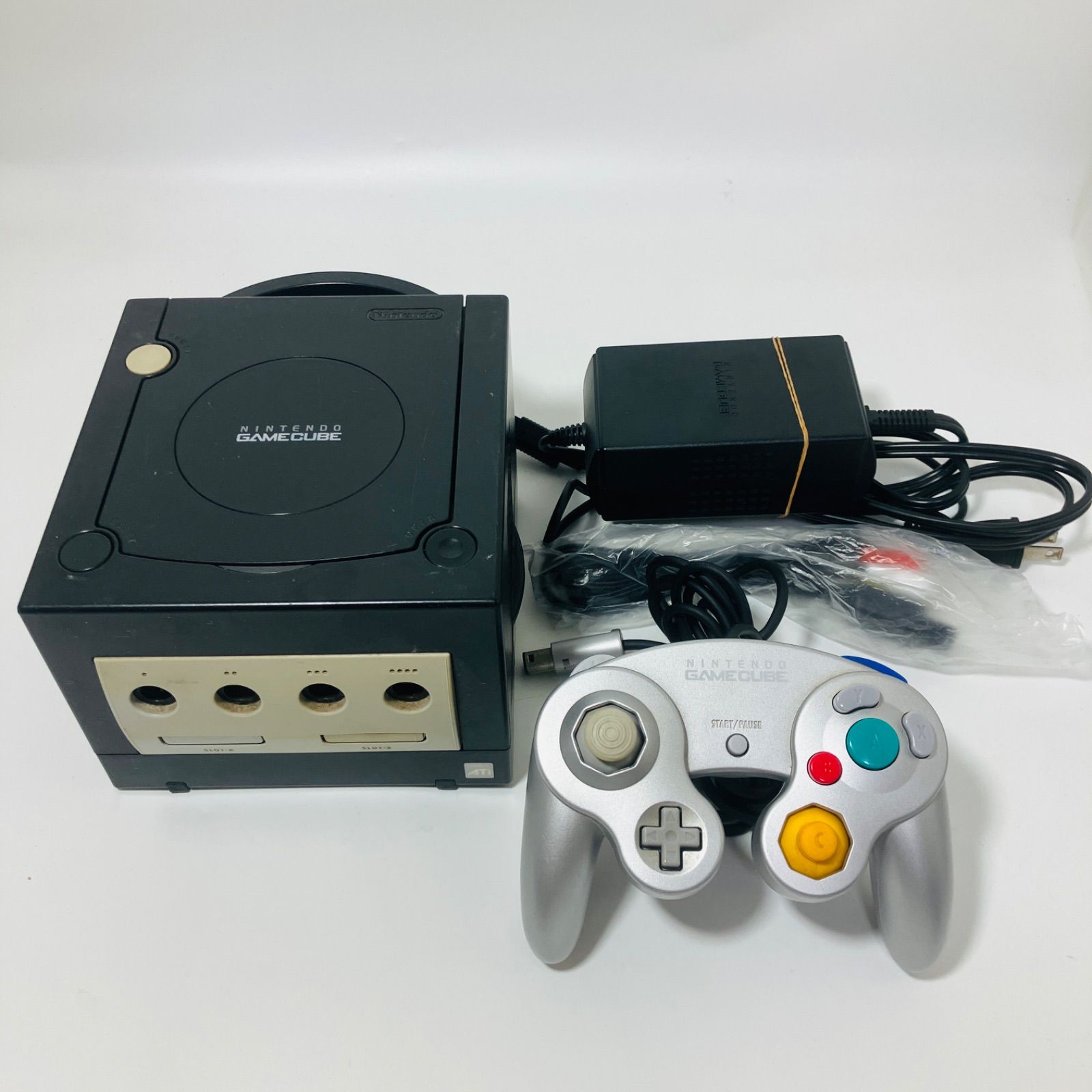 ニンテンドー ゲームキューブ本体 ブラック 動作 済み シルバーコントローラー ACアダプタ AVケーブル付属 Game Cube DOL-001