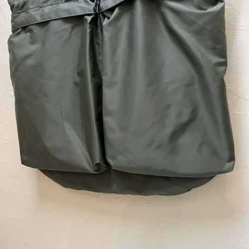 YAECA ヤエカ LIKE WEAR ナイロン ヘルメットバッグ カーキ 【代官山09