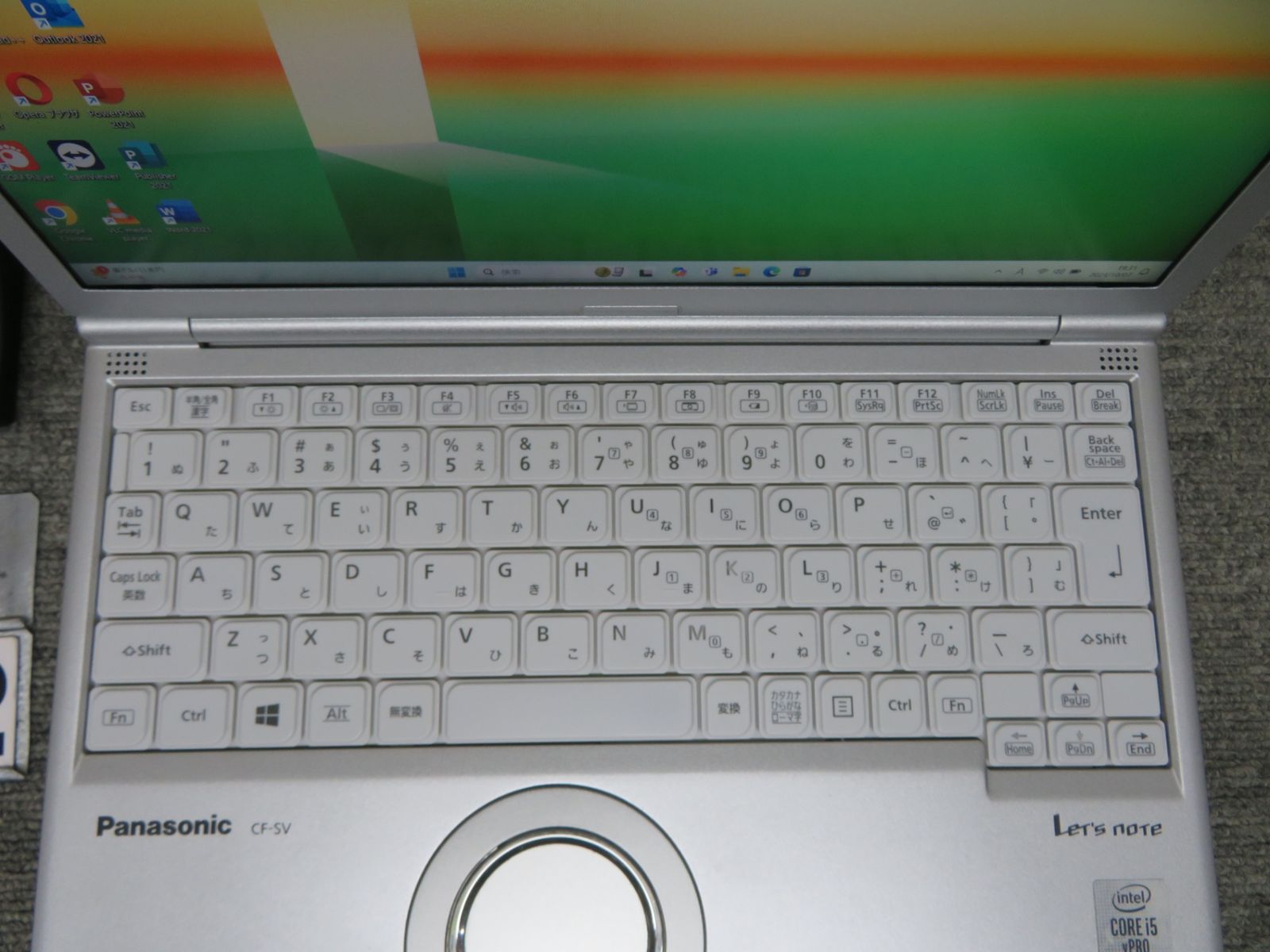 高速10世代CPU・超軽量】Panasonic Let's note CF-SV9/ 12.1型/Core i5