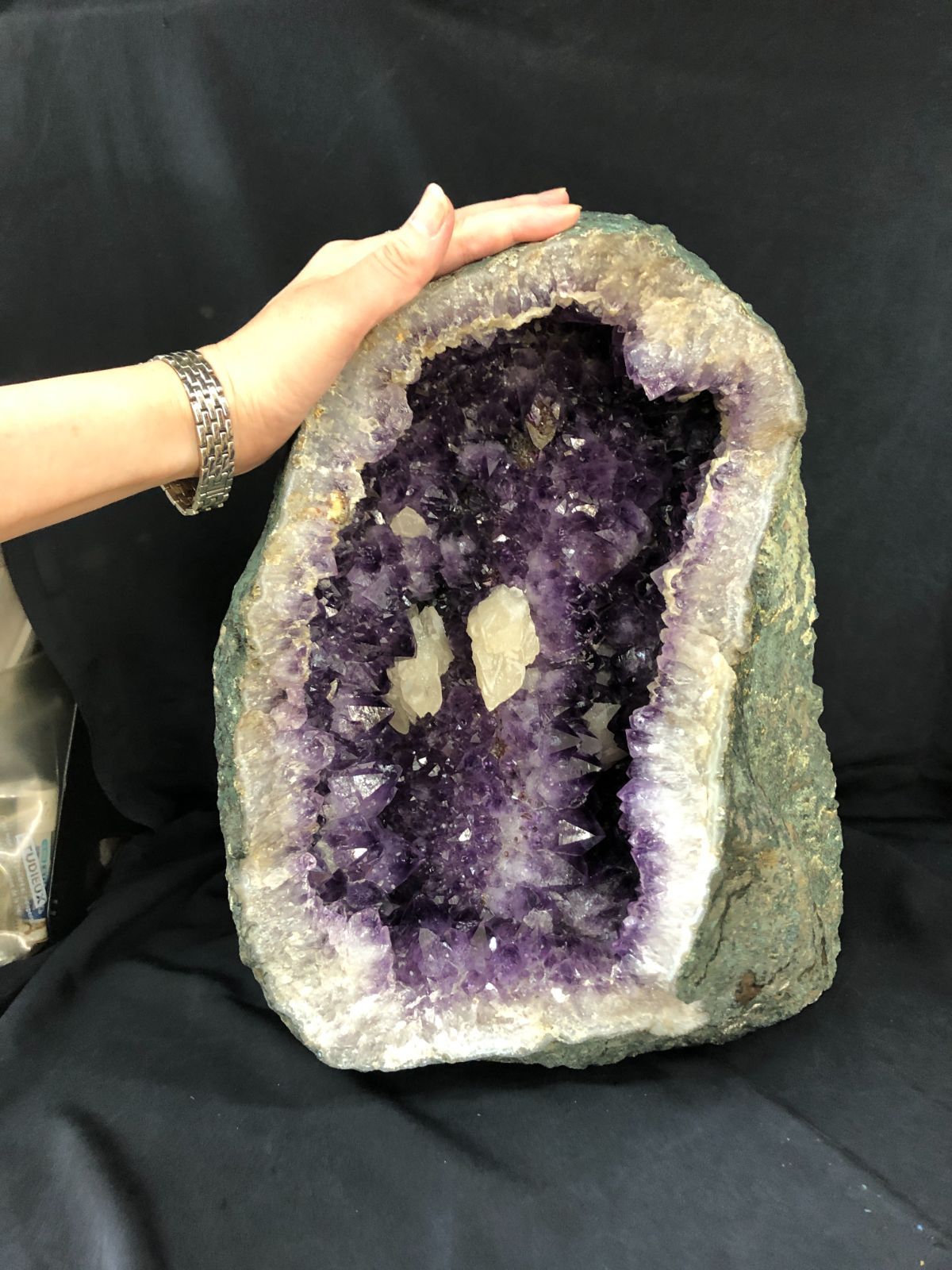 絶品❗️虹入り水晶 ✴︎アイリスクォーツ アメジストフリーフォーム