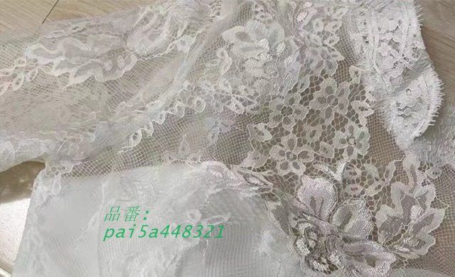 ウェディングドレス