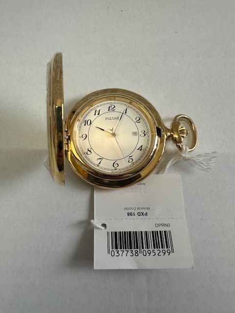 専用-懐中時計 風防割れ ジャン- 懐中時計型3Dセンサー歩数計 FB-743 | タニタオンラインショップ