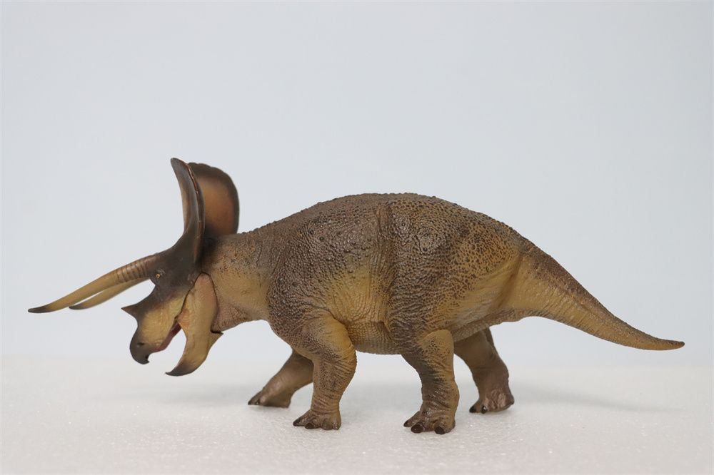 PNSO 恐竜博物館 1/35 サイズ トリケラトプス NEW Triceratops 竜脚類 三角龍 植物食 恐竜 動物 フィギュア プラモデル  おもちゃ 模型 リアル PVC 恐竜好き 誕生日 プレゼント オリジナル 塗装済 完成品 24.7cm級 - メルカリ